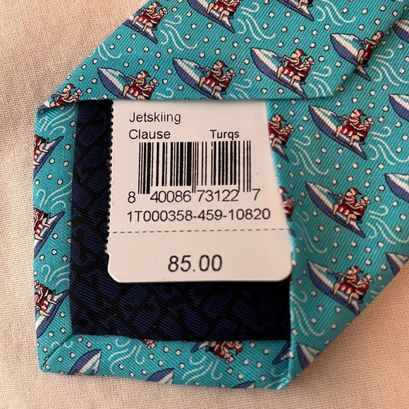Vineyard Vines Jetskiing Tie - Picture 4 of 5